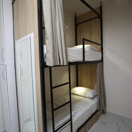 Hostel Urban *